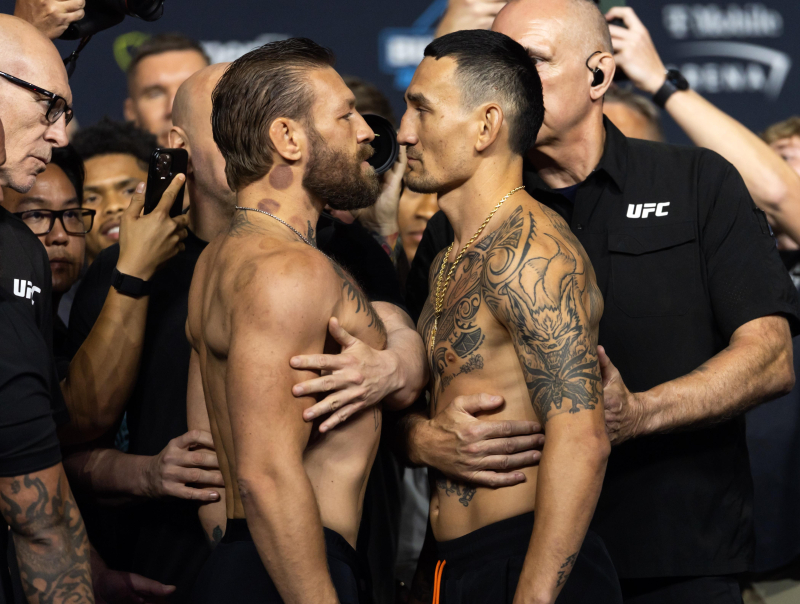 UFC 329 Конор Макгрегор &mdash; Макс Холлоуэй